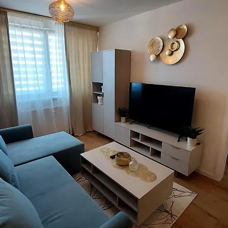Apartment Rodinka *
